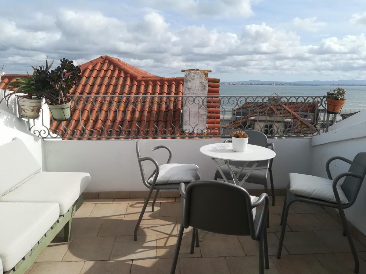 Little River View Triplex In Alfama Lisboa Екстериор снимка